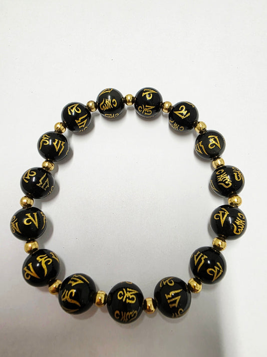 Om Mani Padme Hum Mantra Bracelet – Black & Gold