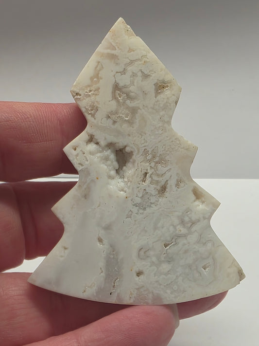 Plume Agate Christmas Tree