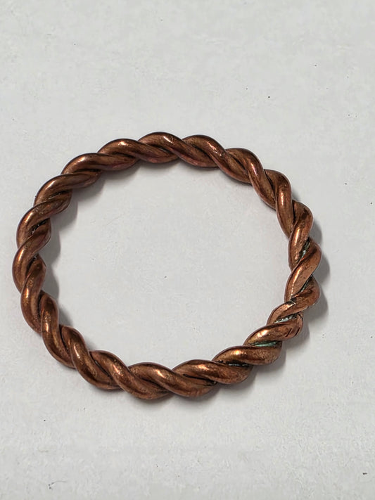 Handmade Twisted Copper Ring – US Size 11