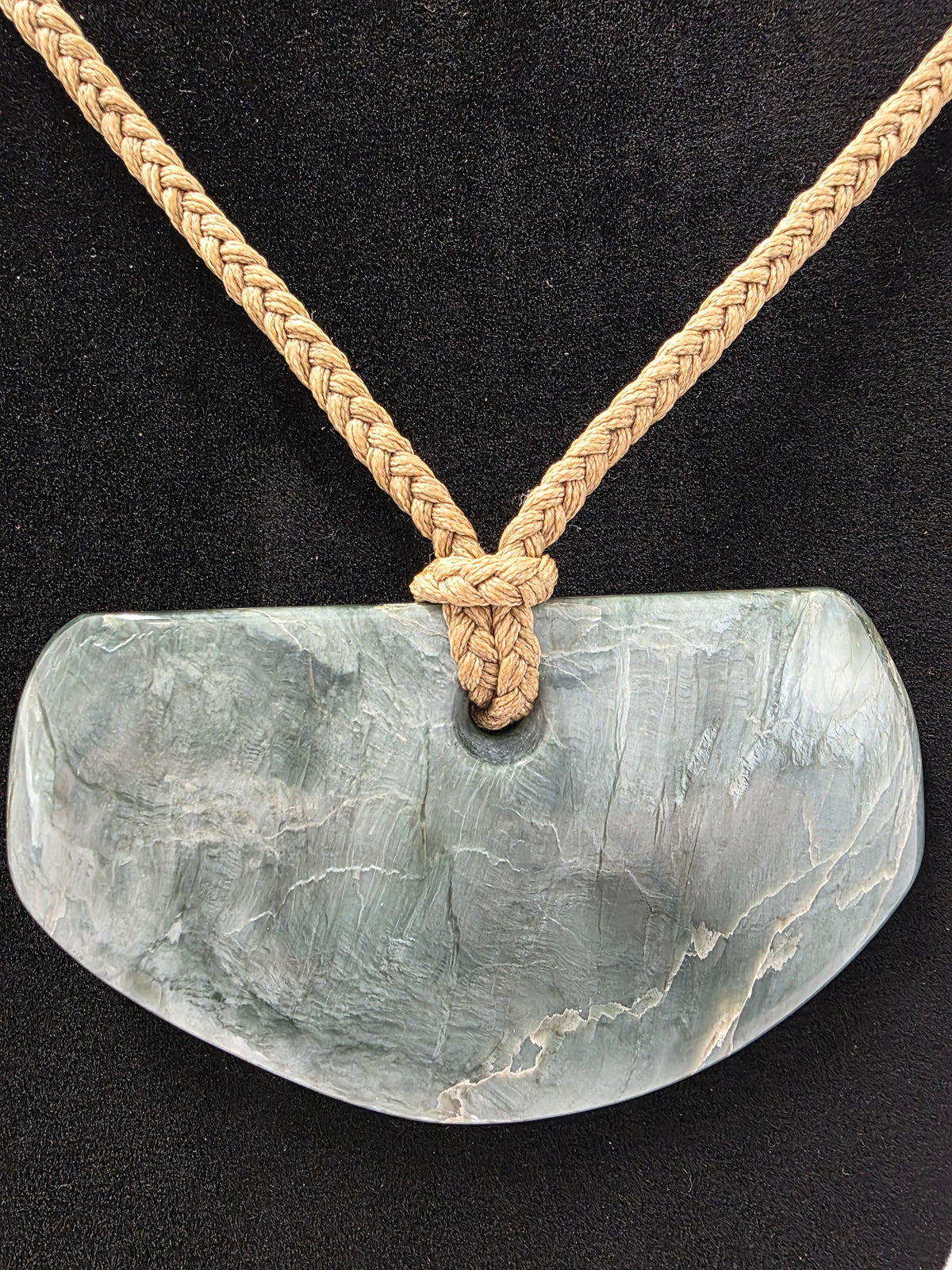 Chatoyant Tangiwa Pounamu Necklace – Anita Bay